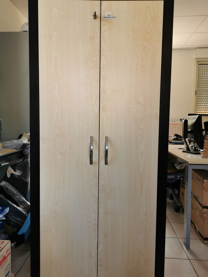 Solution IT armoire serveur informatique