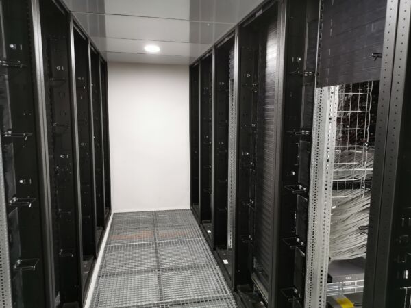 Rénovation salle informatique et sécurisation des données et des accès